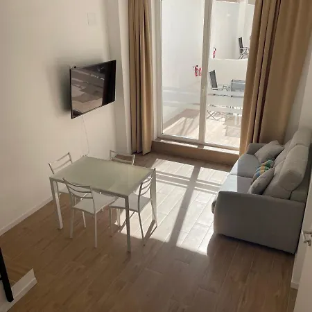 Travel Habitat Ave Sorolla Suites Valencia