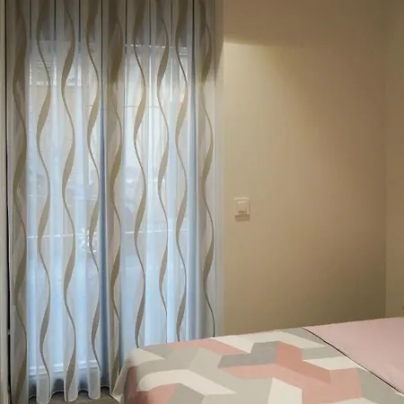 Mimi's In En Corts Valencia