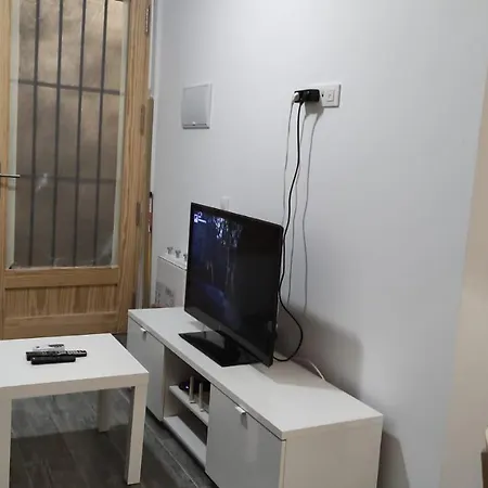 Apartmentsuitespain Playa - Universidades アパート バレンシア