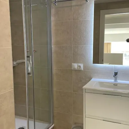 Apartamento Travel Habitat Ave Sorolla Suites Valencia