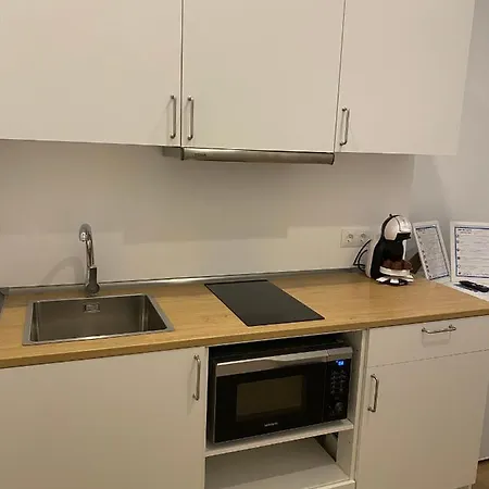 Travel Habitat Ave Sorolla Suites