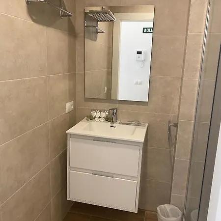 Apartamento Travel Habitat Ave Sorolla Suites *