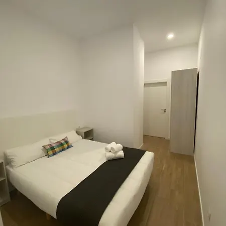 Apartamento Travel Habitat Ave Sorolla Suites Valencia