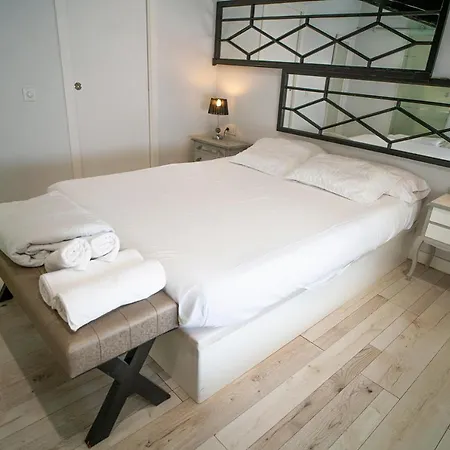 Apartment Atico Con Terraza Y Jacuzzi En El Centro