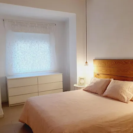 Apartamento En Corts Flat *