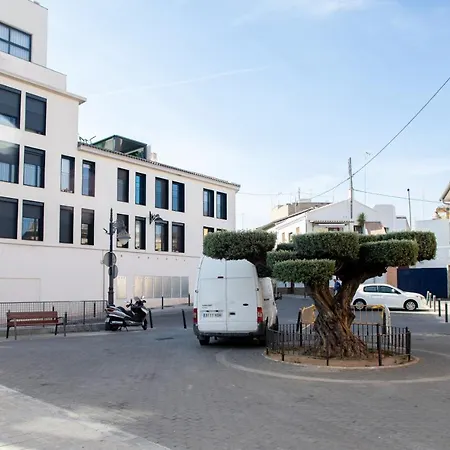 شقة Penthouse Duplex In A 4 Floors Spanish House -8 Min To Center By Metro *