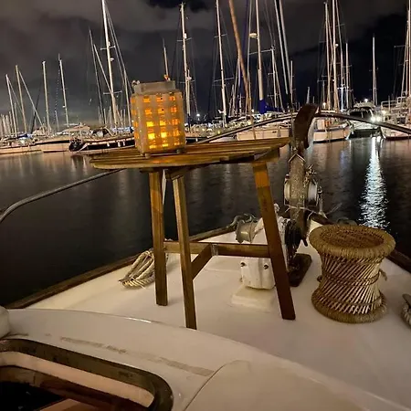 Velero Menorquin Con Encanto Valência