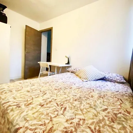 Homestay Guest Near The In Shared *