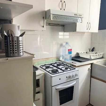 La Petxina In Shared Homestay Valencia