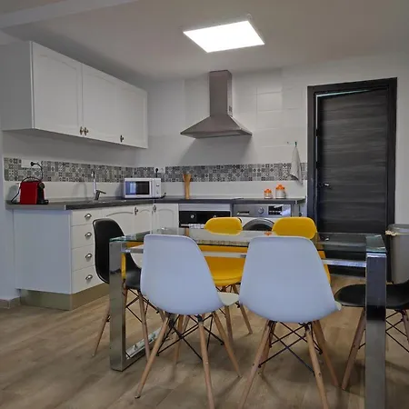 Lille En Provence Feriehus *