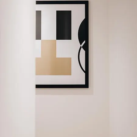 Mate Cosmo - Centre, 3*