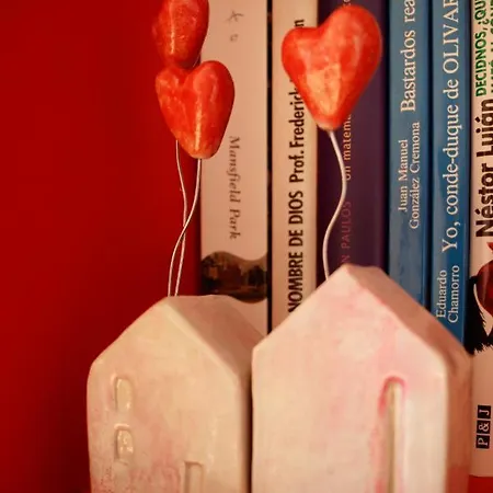 Luminoso. Comodo. Acogedor. Wifi. Junto A Ave Apartman