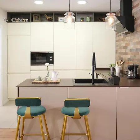 Apartament Lujoso Hogar Cerca Del Casco Antiguo De La Ciudad