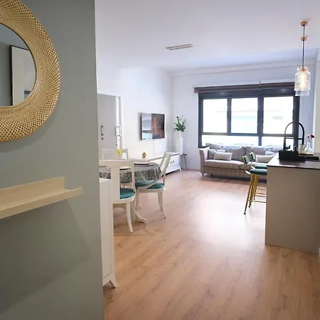 Lujoso Hogar Cerca Del Casco Antiguo De La Ciudad Apartamento *