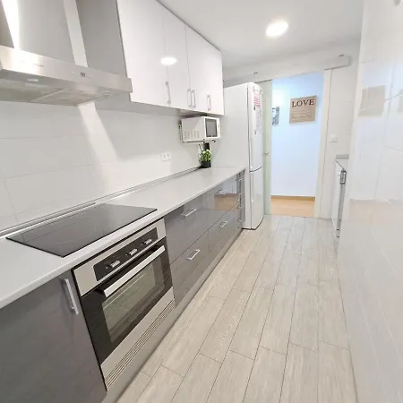 Centrico En Proximo Parada De Metro Angel Guimera Appartement *