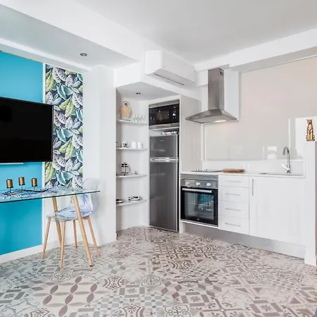 Апартаменты Valencia Guest Denia Seventy One Boutique Stay *