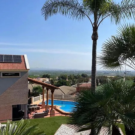 Exclusiva Cerca De & Playas