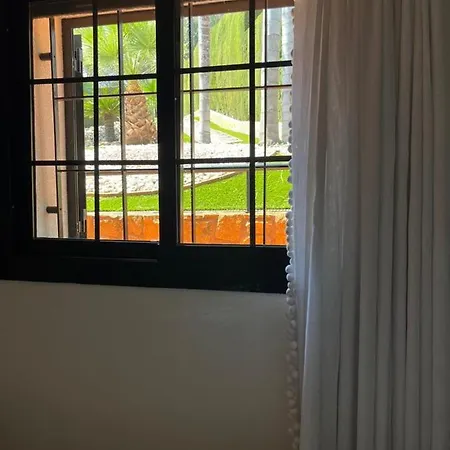 Exclusiva Cerca De & Playas