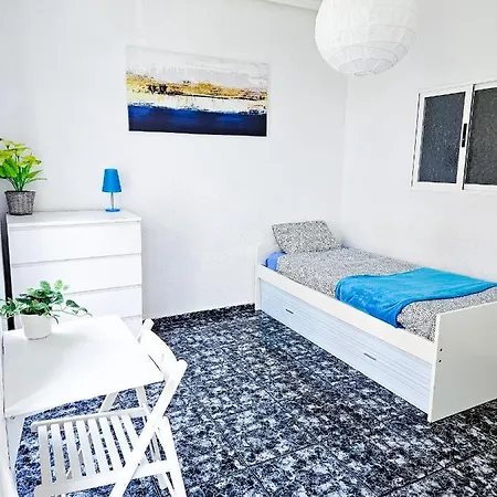 Cosy With Balcony Between & Center 6p Apartamento Valência