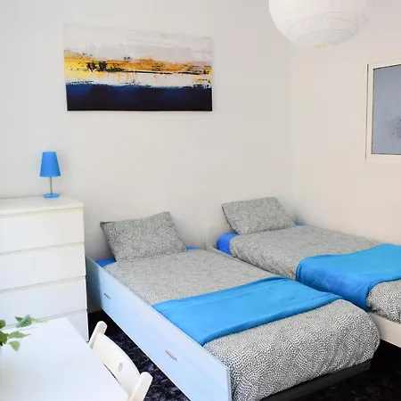 Cosy Apartment With Balcony Between Beach & Center 6P Apartment Valencia