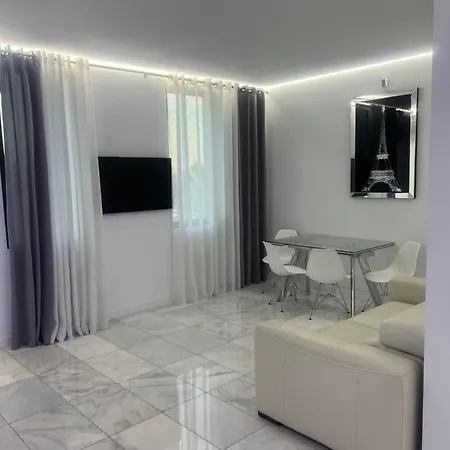 Deluxe House Сasa de vacaciones