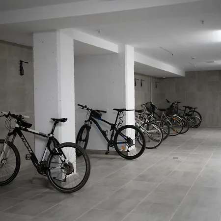 Micampus Avenida Del Puerto - Residencia De Estudiantes Valence