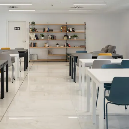 Micampus Avenida Del Puerto - Residencia De Estudiantes Daire *