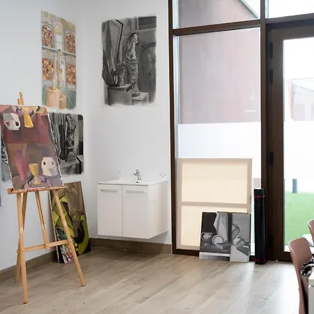 アパート Micampus Avenida Del Puerto - Residencia De Estudiantes バレンシア
