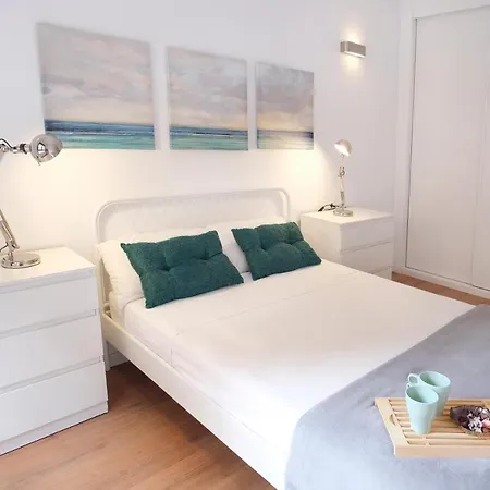 Hogar Moderno Cerca De Casco Antiguo De