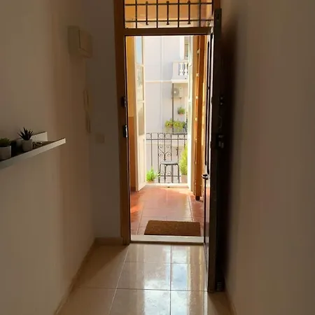 Ruzafa 4 Apartment