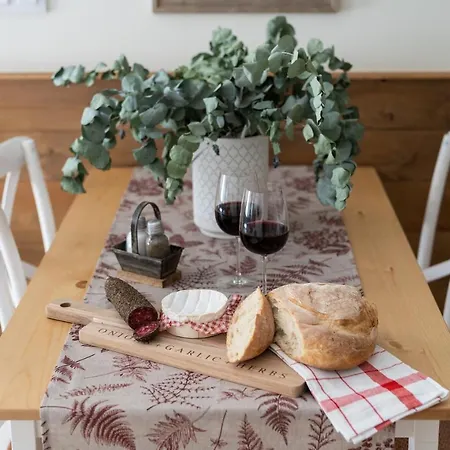 Le Provencal De Coup De Coeur