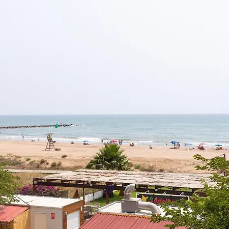 Isola Beachside