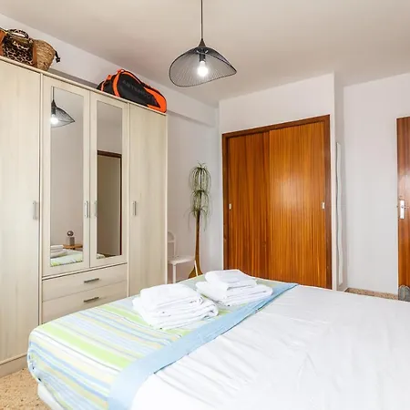 Apartment Isola Beachside *
