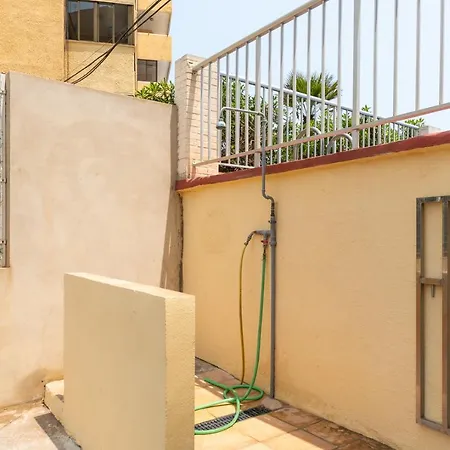 Apartment Isola Beachside *