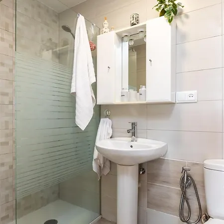 Isola Beachside Apartment
