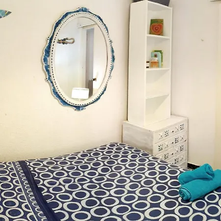 Blue Double Private At Front - En La Playa Piso Compartido