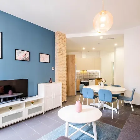 New And Modern With Comfy Beds