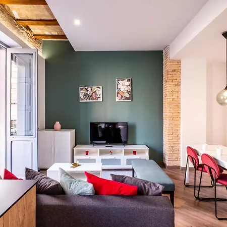 Serene With A Relaxing Atmosphere Valencie