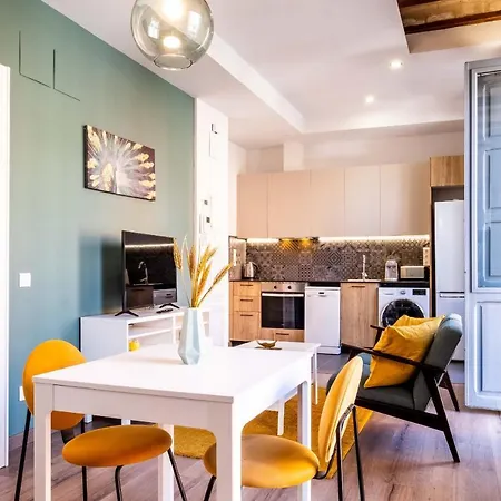 Apartament Beautifully Designed With Lots Of Natural Light