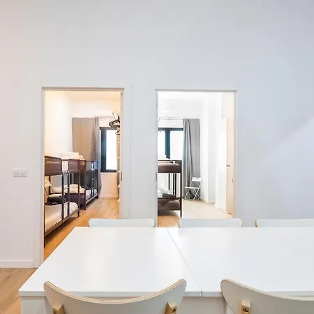 Apartamento 10 Pax, Ac, Wifi Gratis, Ciudad Artes Y Ciencias Valencia