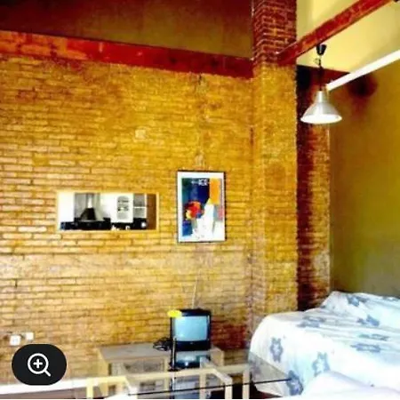 Atico Loft Abuhardillado Frente A Ruzafa - Pets Friendly, Wifi Apartment *
