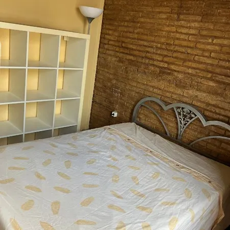 Atico Loft Abuhardillado Frente A Ruzafa - Pets Friendly, Wifi Apartment *