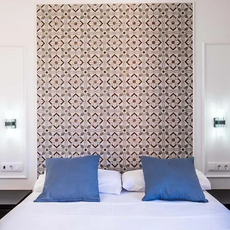 아파트 Well Lit And Creatively Designed