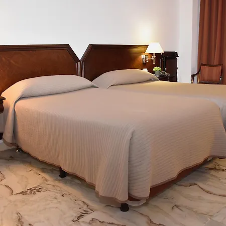Hotel Turia
