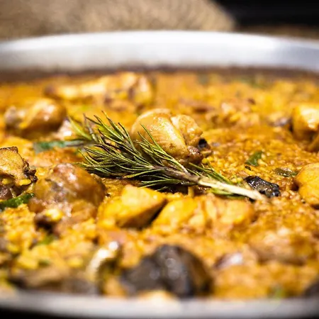 Neptuno Playa & Hotel Valencia