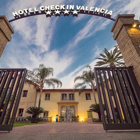 Hotel Dwo