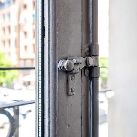 Quality With Homely Decor * Valencia