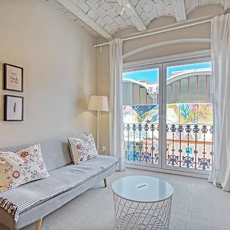 Cozy In The Heart Of The Апартаменты
