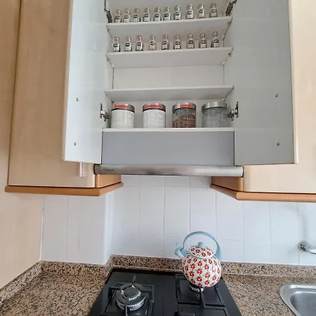 Acogedor Con Wifi Appartamento