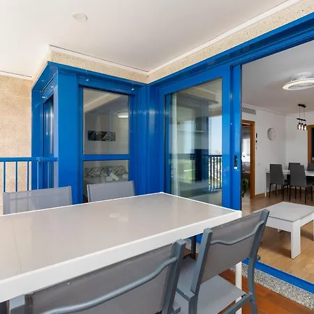 Apartup Patacona Surfing דירה